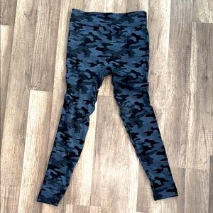 Britts Knits Camouflage Thick Stockings/Leggings L/XL